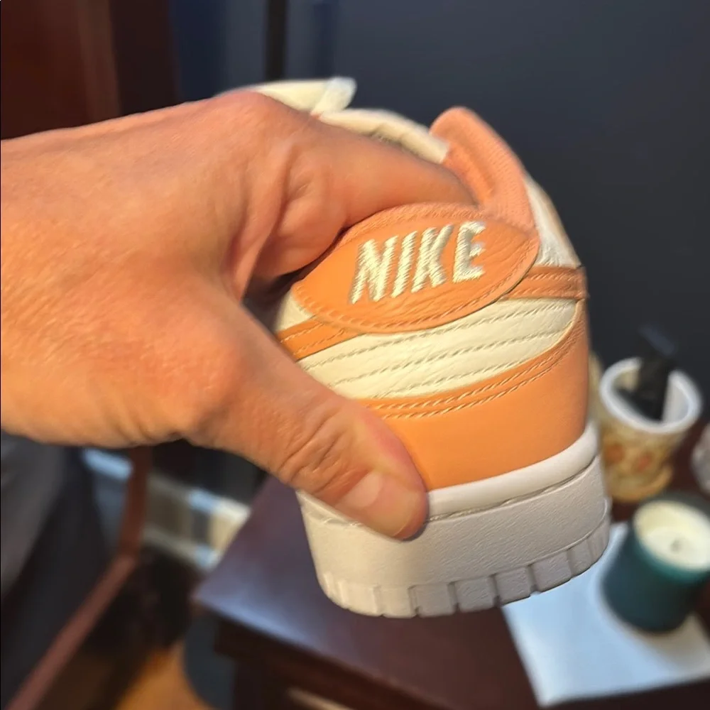 Custom Dunks. W9 - Picture 9 of 14